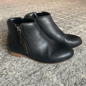 Girls Zipper Chelsea Boots -Cat&Jack 13
